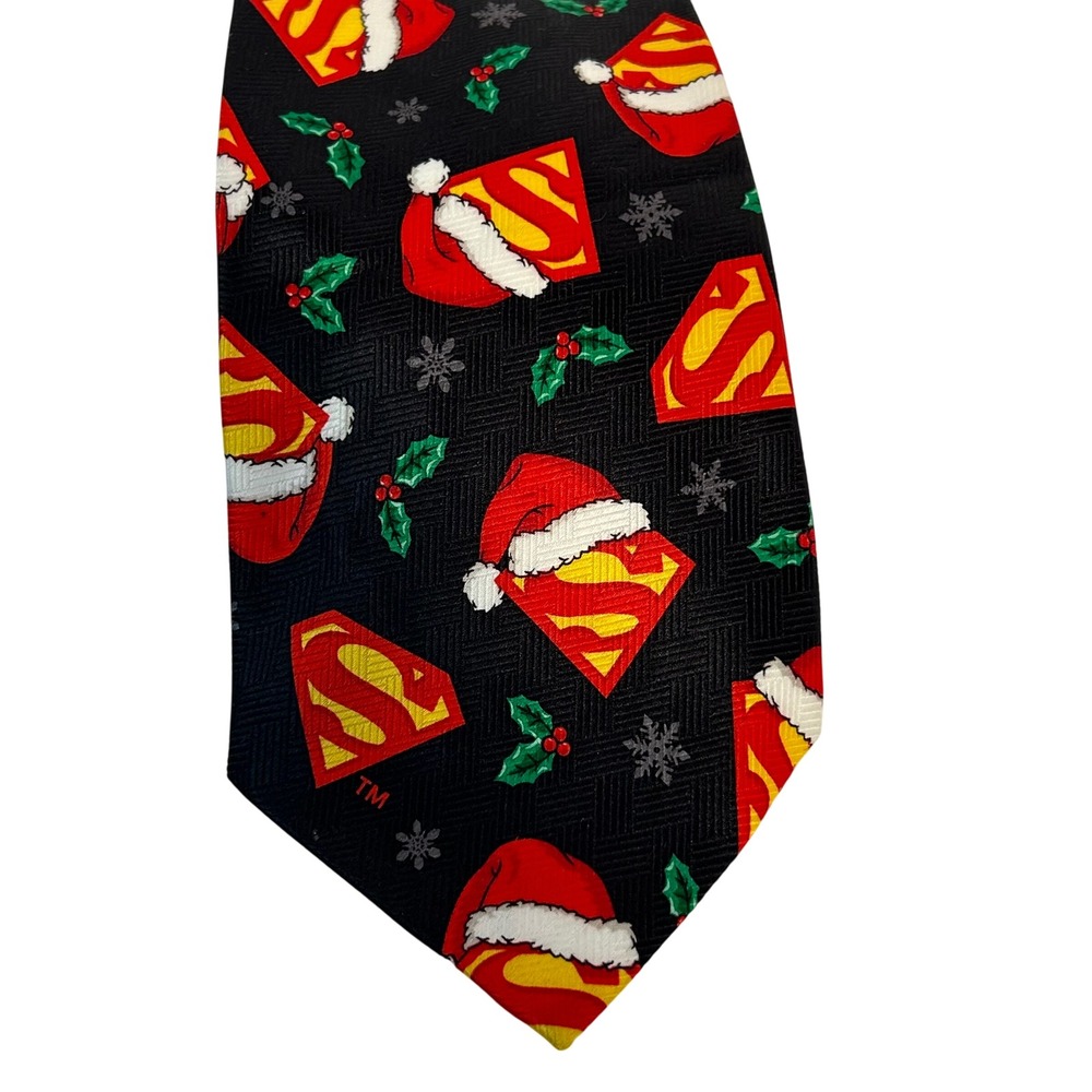 Superman Christmas Tie Red Yellow Logo Santa Hat Holly Snowflake Black Polyester